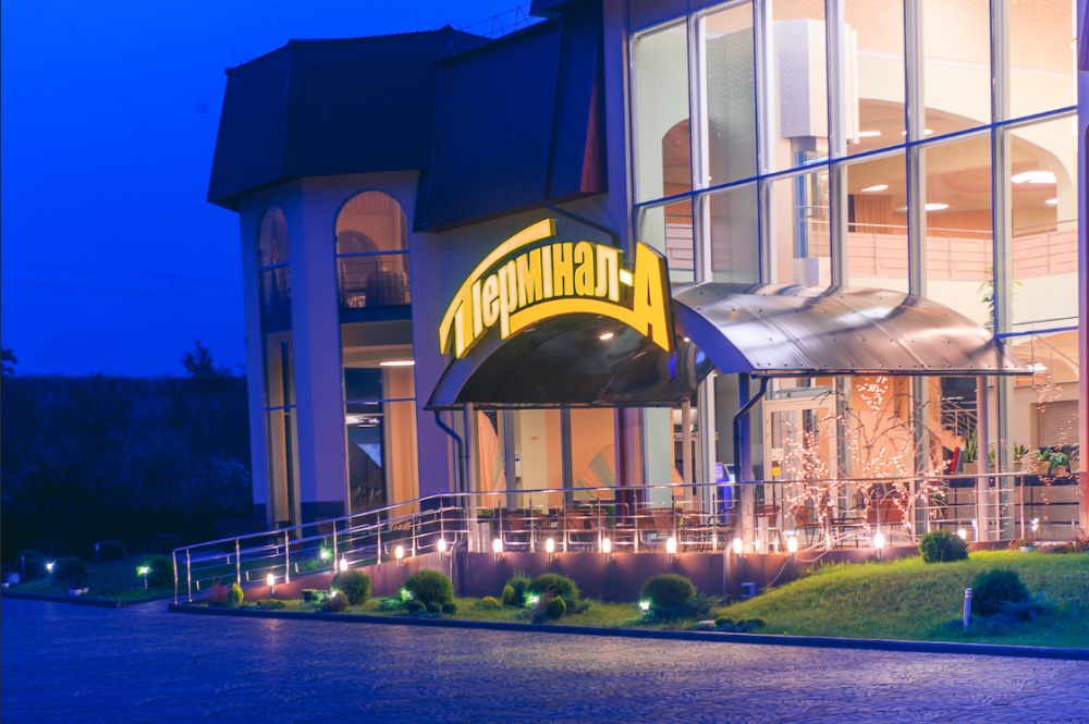 Terminal-A, Hotel-Restaurant